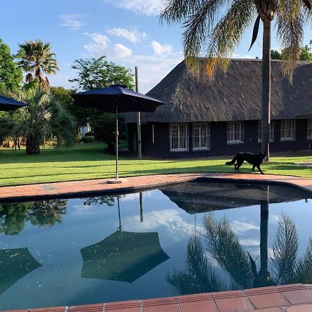 Sunset Guesthouse And Venue Cullinan Meule Ngoại thất bức ảnh