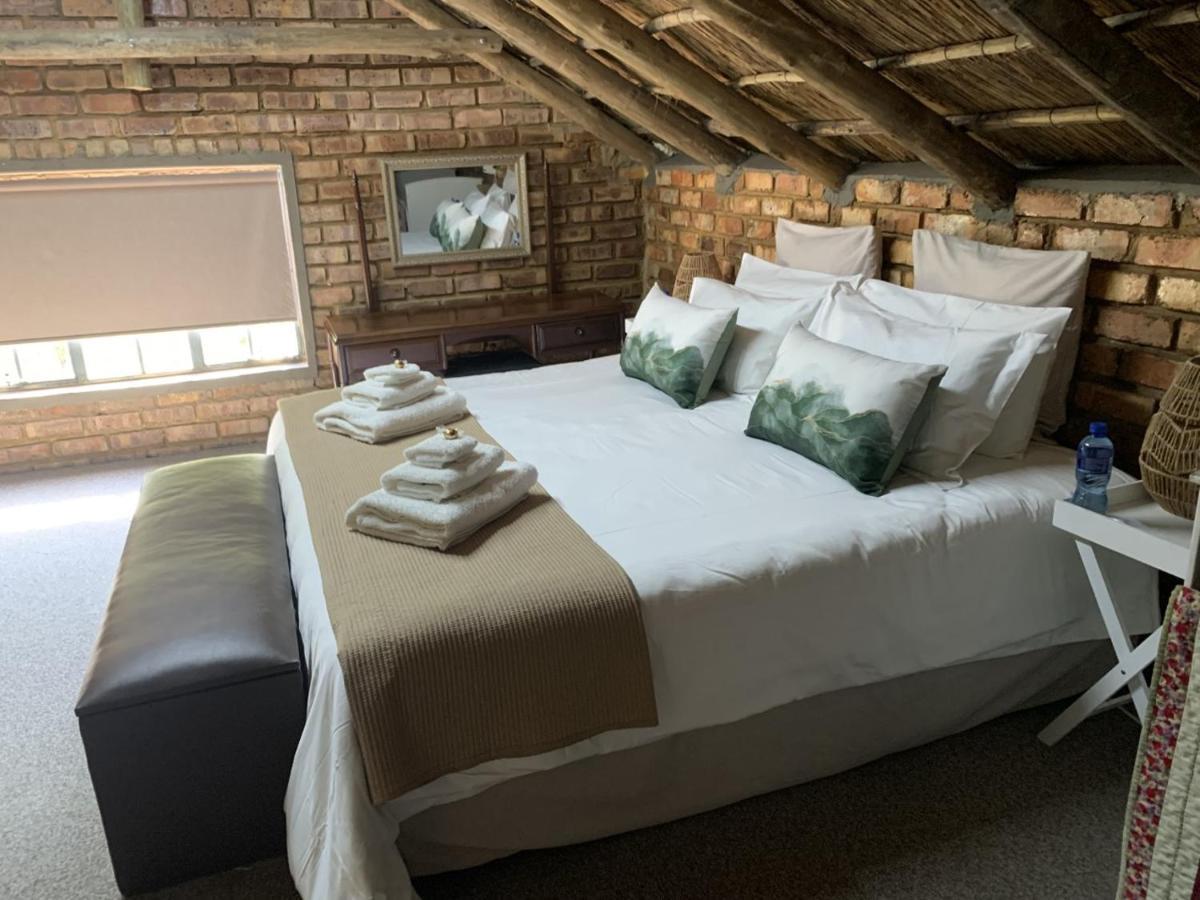 Sunset Guesthouse And Venue Cullinan Meule Ngoại thất bức ảnh
